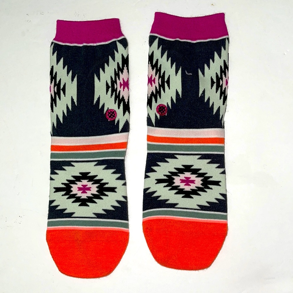 NWOT Stance kids socks size S